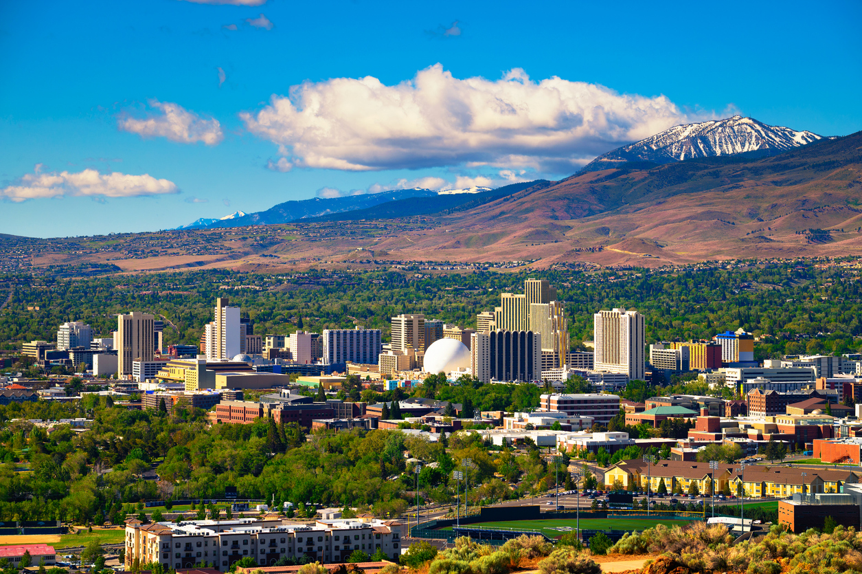 Reno, NV: Looking to Sell My House – What Is the First Step?